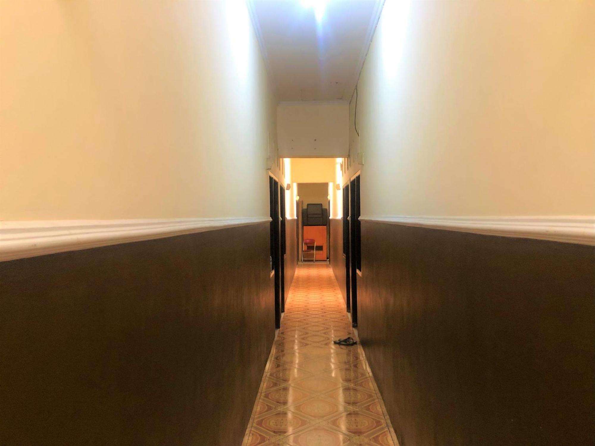Wisma Idola Palopo Bagian luar foto